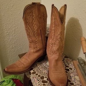 Women's boots